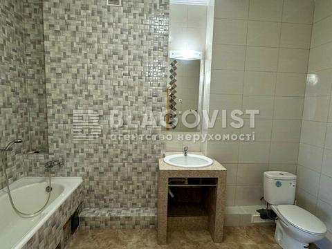 квартира за адресою Старонаводницька вул., 13