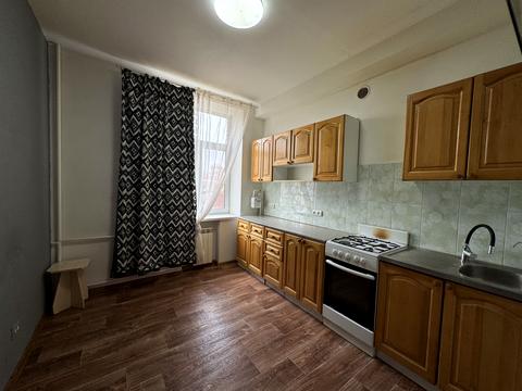 квартира по адресу Дмитрия Яворницкого просп. (Карла Маркса), 46