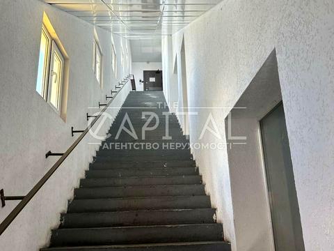 комерційна за адресою Вереснева вул., 3