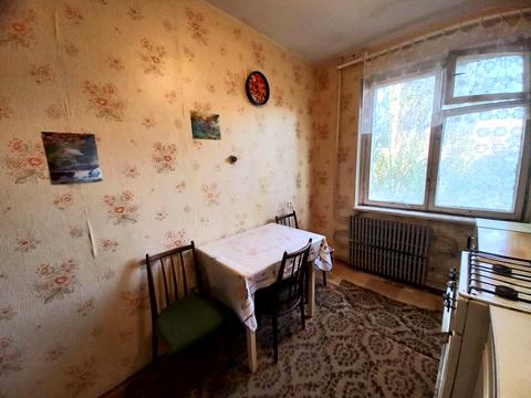 квартира за адресою Кривий Ріг, вул. 4-й Зарічний мікрорайон вул., 8
