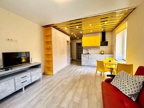 квартира за адресою Лоцманський узвіз, 9д