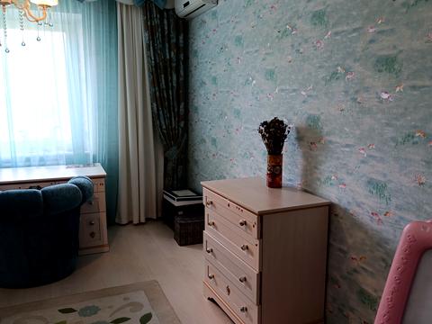 квартира за адресою Анни Ахматової вул., 15