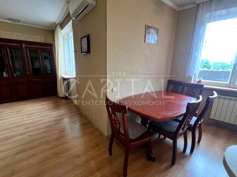 квартира за адресою Голосіївський просп. (40-річчя Жовтня), 68