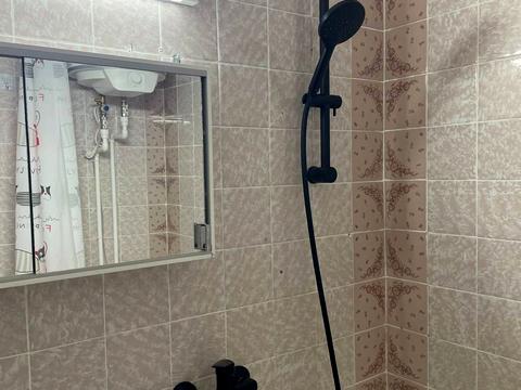 квартира за адресою Рональда Рейгана вул., 6-А