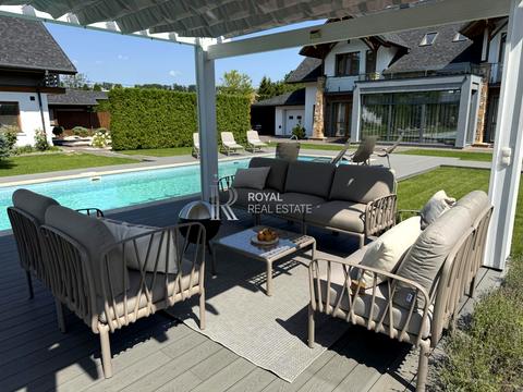 будинок за адресою с. Лісники, Ватутіна пров.