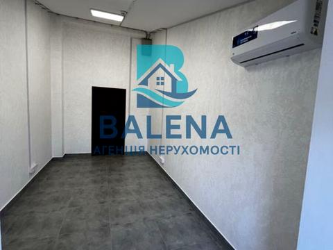 комерційна за адресою Межигірська вул., 87-А