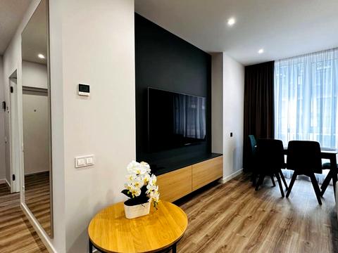 квартира за адресою Київ, Салютна вул., 6
