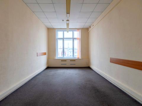 коммерческая по адресу Хрещатик , 7/11