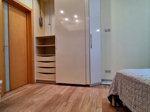квартира за адресою Дніпровська набережна вул., 26и