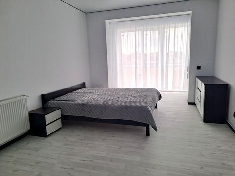 квартира за адресою Обїзна, 12а