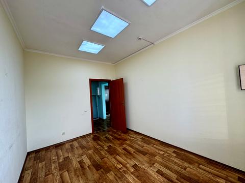 комерційна за адресою 1-ша Слобідська вул., 62