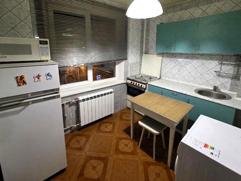 квартира за адресою Бучми вул. (Командарма Уборевича), 28-64