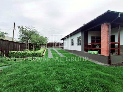 будинок за адресою пров Героїв Крут, 12