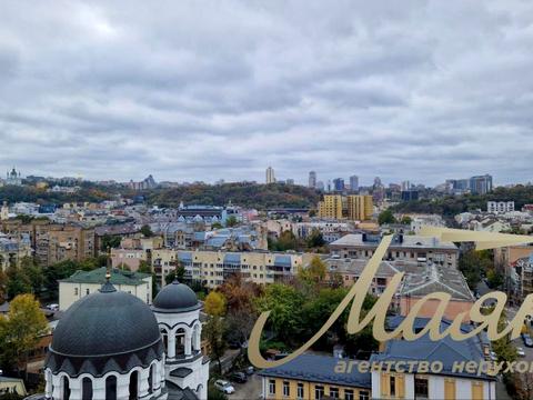комерційна за адресою Почайнинська вул., 38