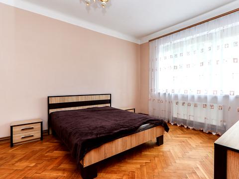 квартира за адресою Дмитра Донцова вул., 6