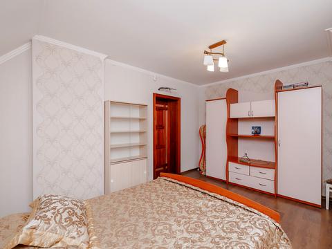 будинок за адресою Українська