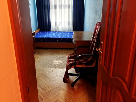 квартира по адресу Строителей ул., 12