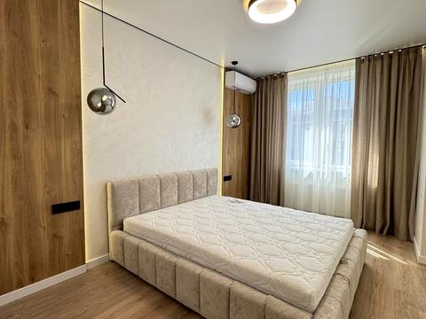 квартира за адресою Молодіжна вул., 10