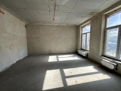 коммерческая по адресу Радісна, 6