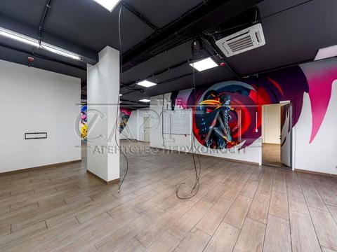 комерційна за адресою Жилянська вул., 118