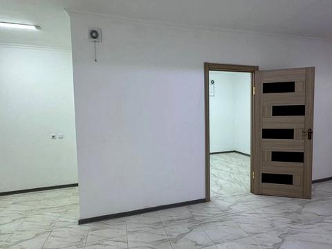 комерційна за адресою Молодіжна вул., 2/3Б