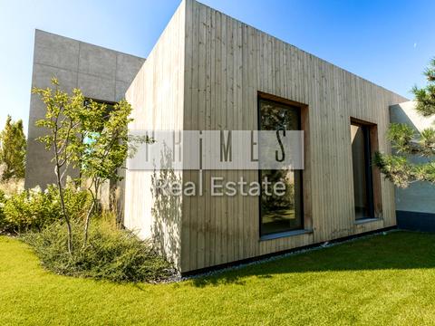 дом по адресу Садовая ул.