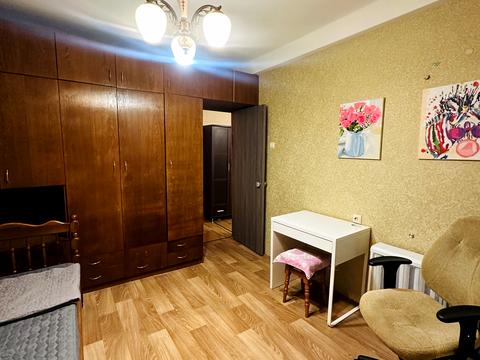 квартира за адресою Ореста Левицького вул. (Академіка Курчатова), 3