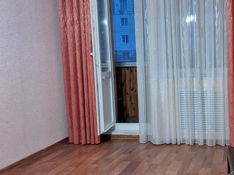 квартира за адресою Курсанта Єськова вул., 8-А