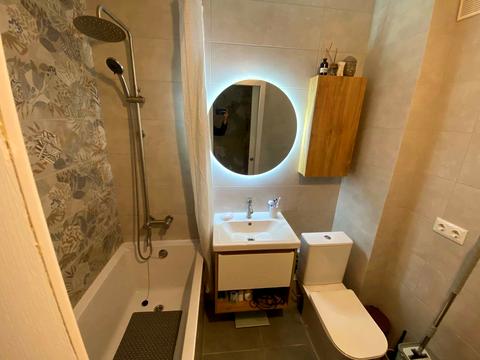 квартира за адресою Калинова вул., 61