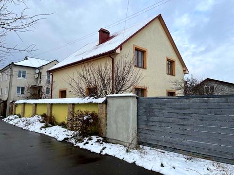 будинок за адресою Радісна вул., 2