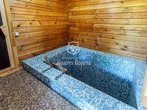 будинок за адресою Космонавтів вул., 32