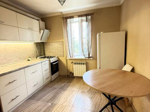 квартира за адресою Академіка Заболотного вул., 136-А