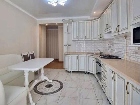 квартира за адресою Набережна Перемоги вул., 44б