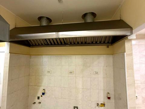 комерційна за адресою Героїв Майдану вул. (Театральна), 10