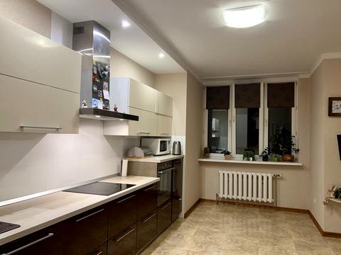 квартира за адресою Срібнокільська вул., 1