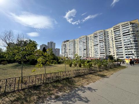 квартира за адресою Драгоманова вул., 44-А