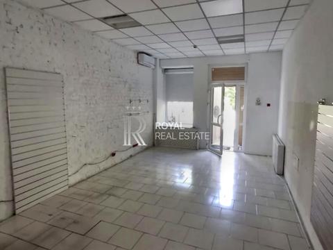 комерційна за адресою Володимирська вул., 81а