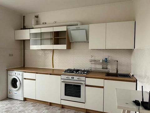 квартира за адресою Чорновола вул., 128А