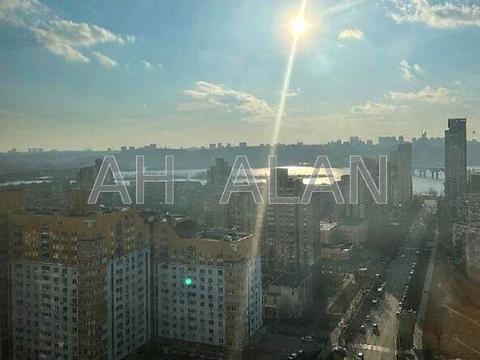 коммерческая по адресу Павла Тычины просп., 18-Б