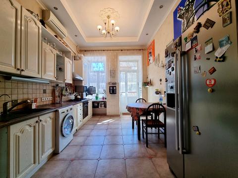 квартира за адресою Хорива вул., 33