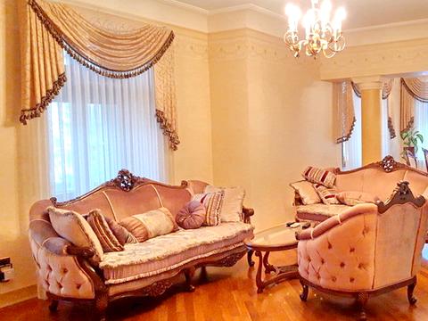комерційна за адресою Інститутська вул., 16