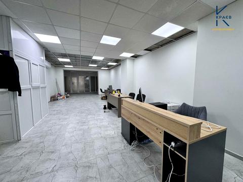 комерційна за адресою Подільська вул., 56