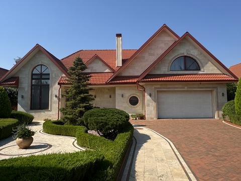 будинок за адресою Янтарна