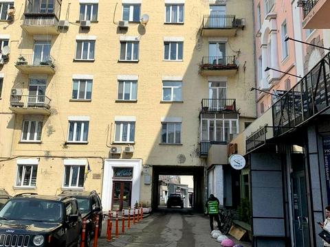 квартира по адресу Львовская пл., 4-А