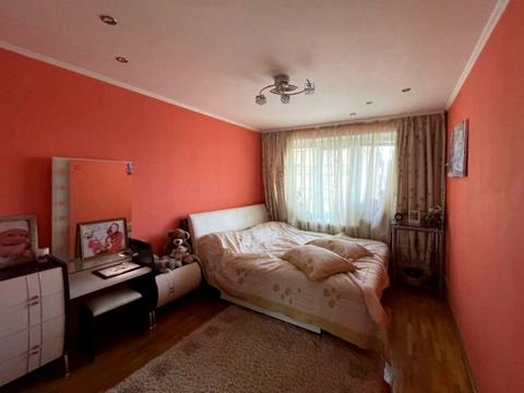 квартира за адресою Космічна вул., 6