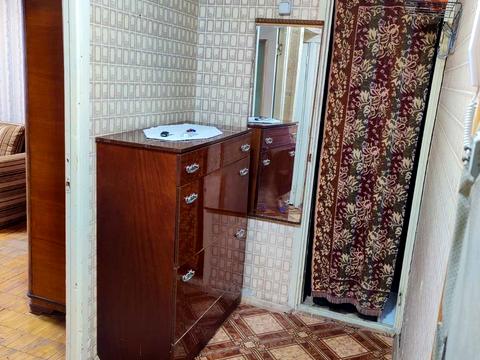 квартира за адресою Академіка Глушкова просп., 18