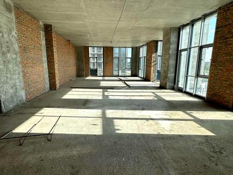 коммерческая по адресу Андрея Верхогляда ул. (Михайла Драгомирова), 1