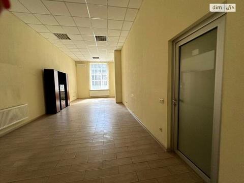 комерційна за адресою Сінна вул., 40/2