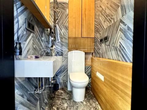 комерційна за адресою вул. Василя Липківського, 16