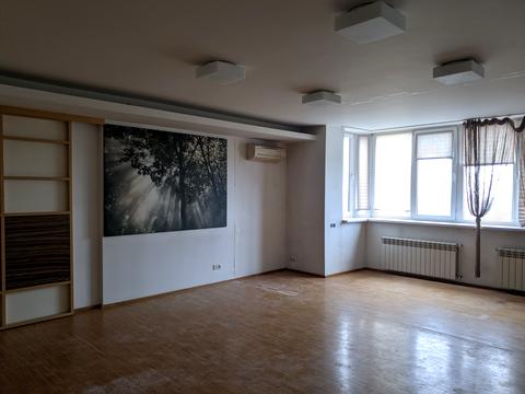 квартира за адресою Сергія Подолинського вул. (Благоєва), 7